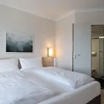 Intercityhotel 3*