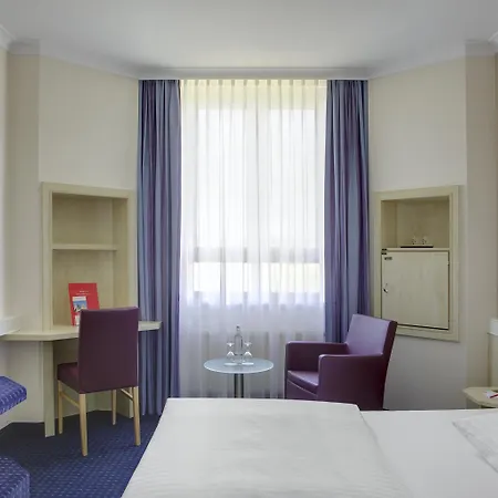 Intercityhotel Otel Kiel