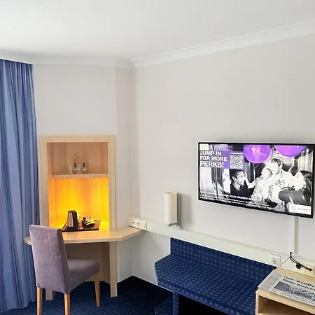 Hotel Intercityhotel 3*