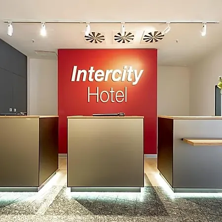 Intercityhotel 3*