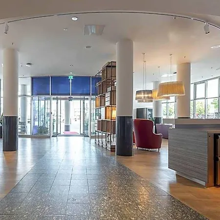 Intercityhotel 3*