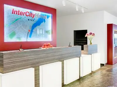 Intercityhotel Hotel 3*