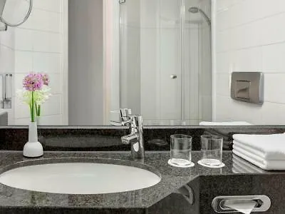 Intercityhotel 3*