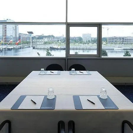 Intercityhotel Otel
