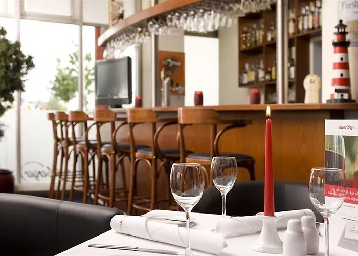 فندق إنترسيتي 3*