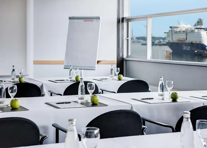 Отель Intercityhotel Киль