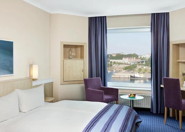 Отель Intercityhotel