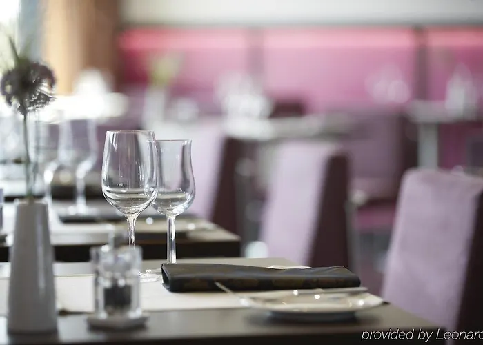 Intercityhotel Отель 3*