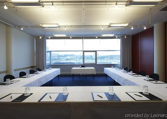 إنترسيتي فندق 3*