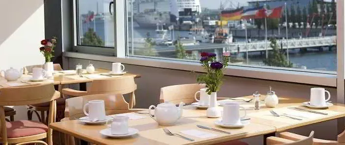 Intercityhotel Отель