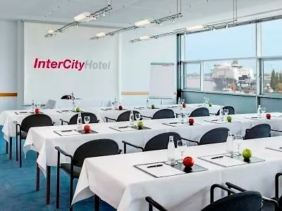 Intercityhotel Отель 3*
